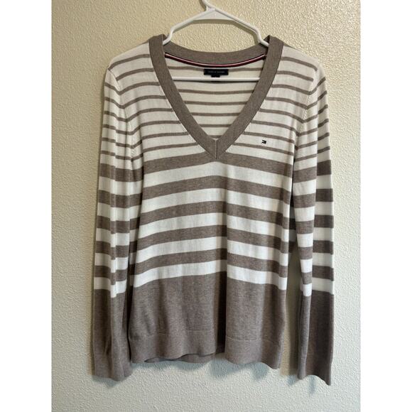 Tommy Hilfiger Sweaters - Tommy Hilfiger Women’s Size M Tan/ White Stripe V-Neck Sweater Preppy Academia